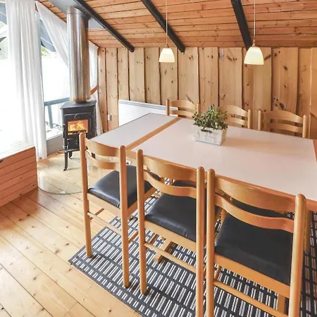 Two-bedroom In Sydals *