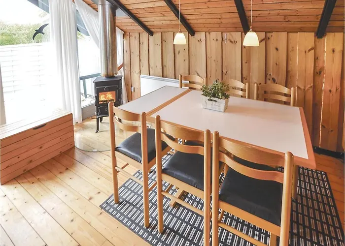 Two-bedroom In Sydals *